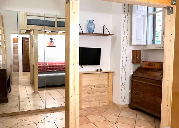 Daisy House Apartment