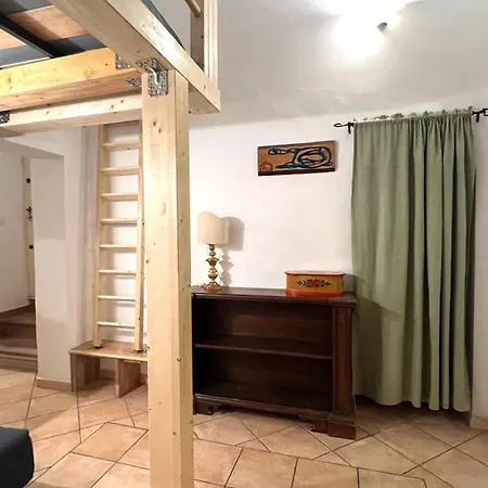 Daisy House *